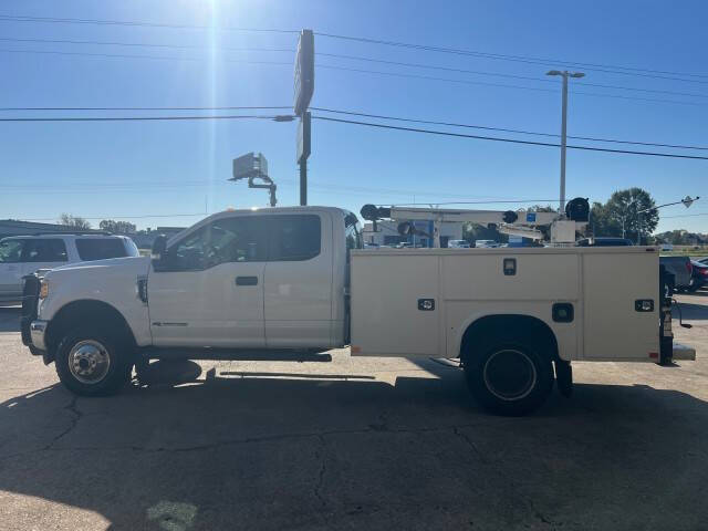 2017 Ford F-350 Super Duty XL