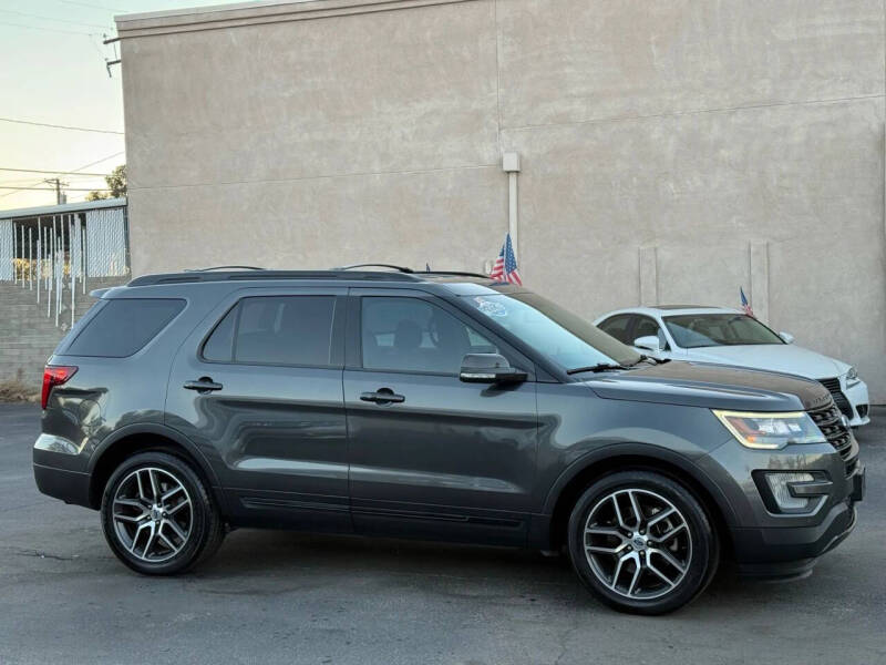2016 Ford Explorer Sport