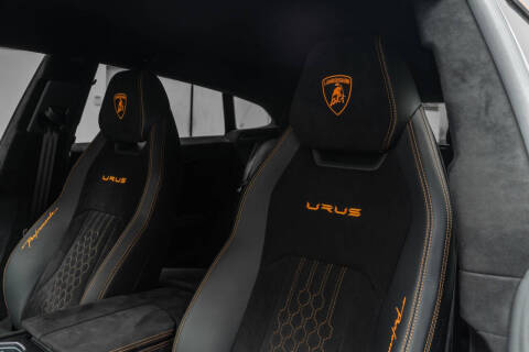 2024 Lamborghini Urus Performante
