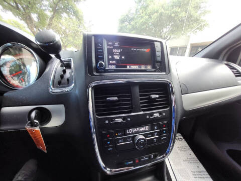 2016 Dodge Grand Caravan R/T