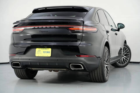 2022 Porsche Cayenne Coupe Platinum Edition
