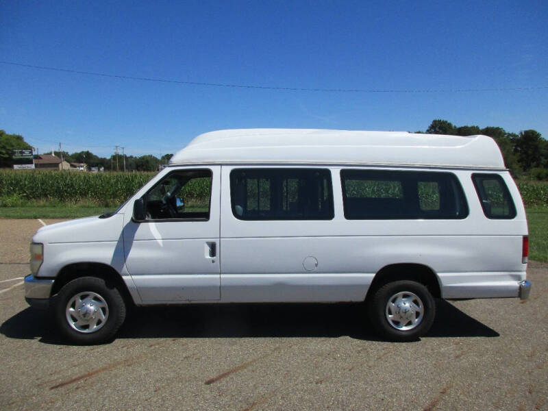 2010 Ford E-Series E-350 SD