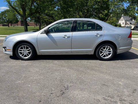 2012 Ford Fusion for sale at Des Plaines Auto Works in Des Plaines IL