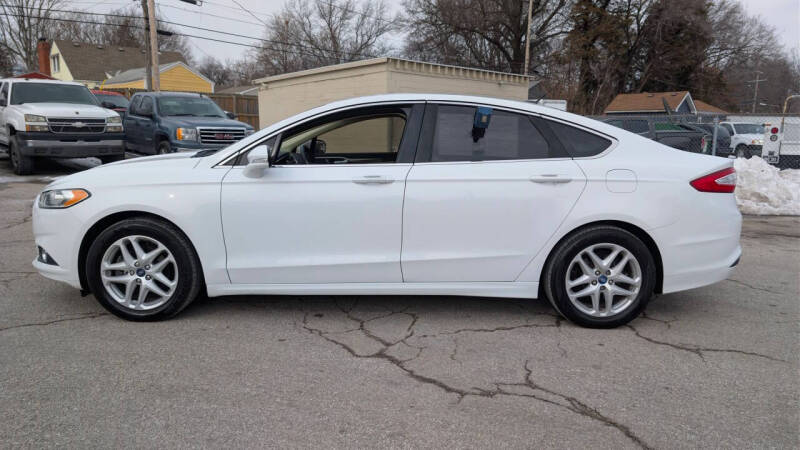 2014 Ford Fusion SE