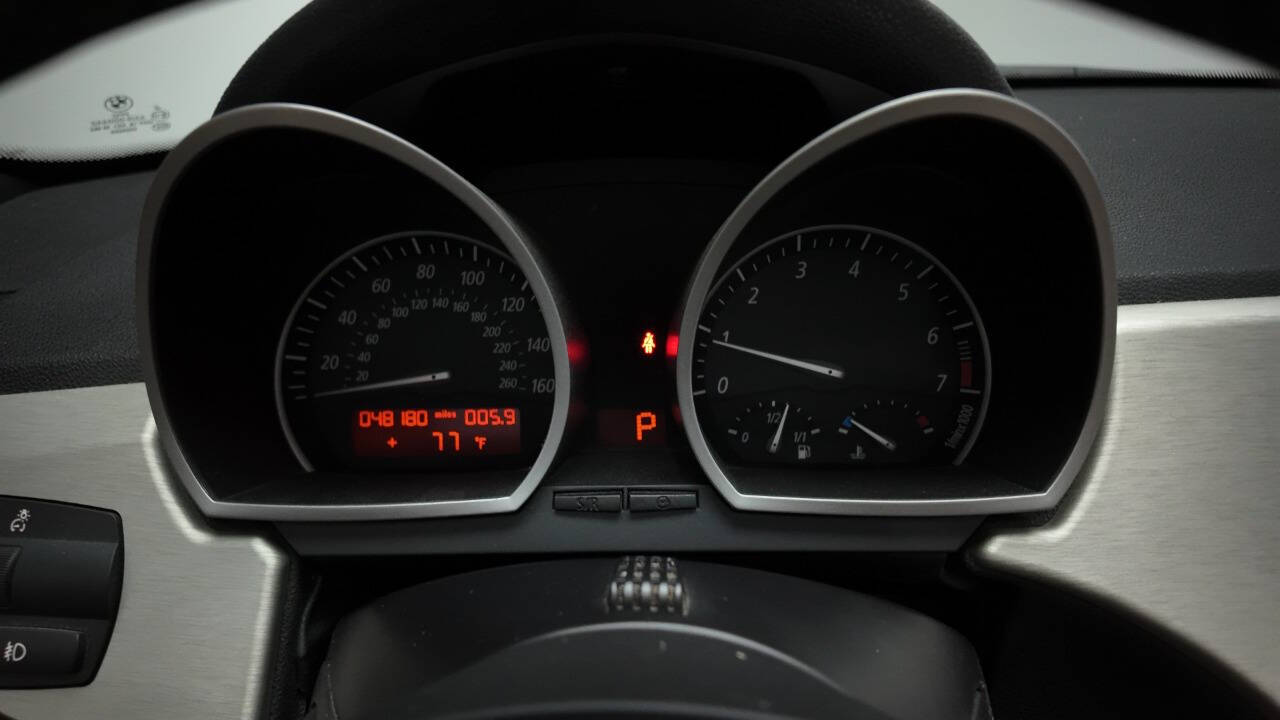 2005 BMW Z4 30