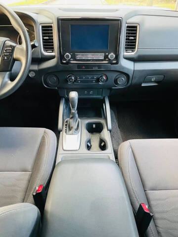 2022 Nissan Frontier