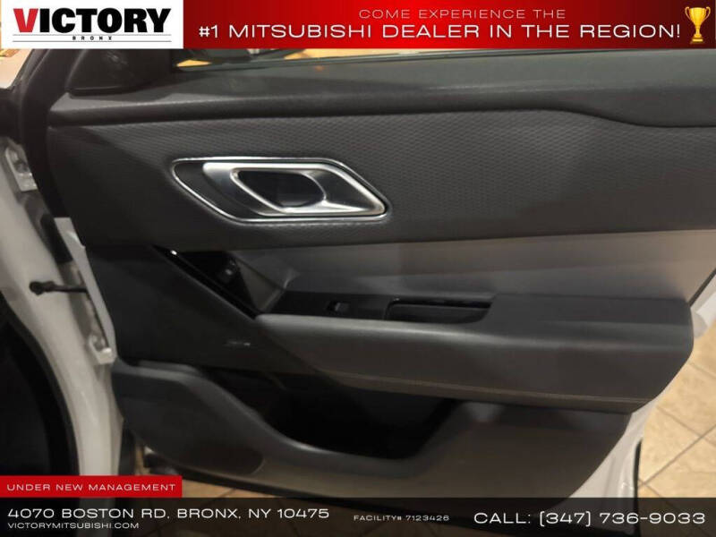 2022 Land Rover Range Rover Velar P250 R-Dynamic S