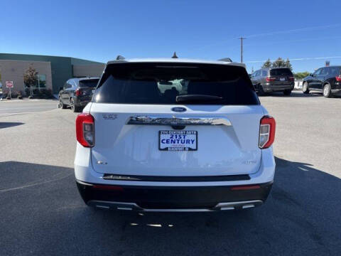 2024 Ford Explorer XLT