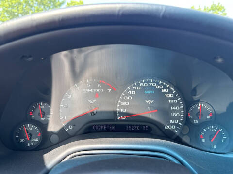 2004 Chevrolet Corvette