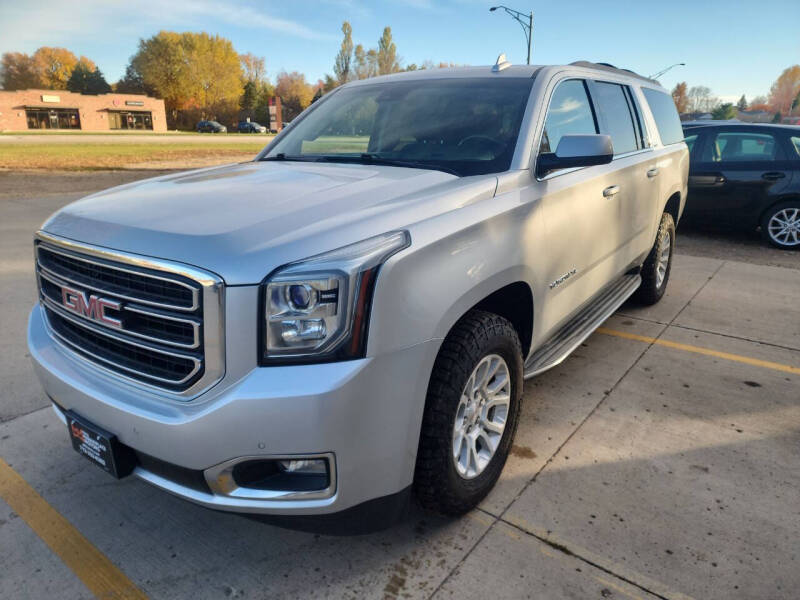 2017 GMC Yukon XL SLT