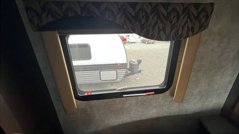 2016 Winnebago Ultralite