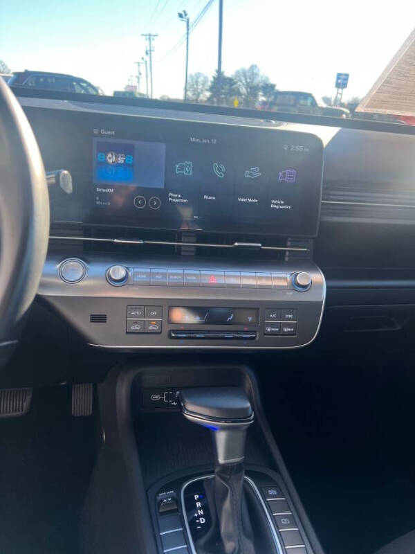 2024 Hyundai Kona SEL