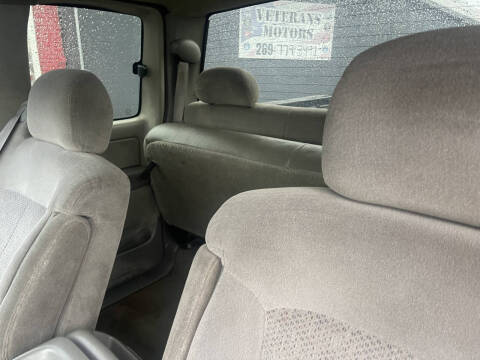 2000 Chevrolet Silverado 1500 LS