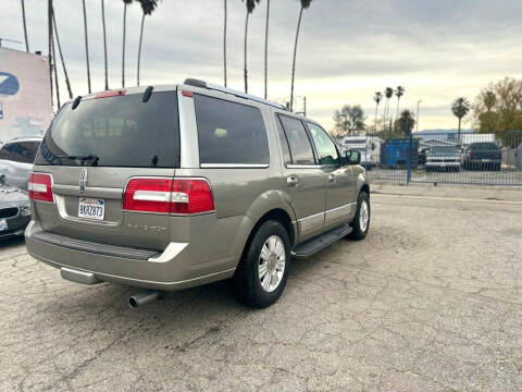 2008 Lincoln Navigator
