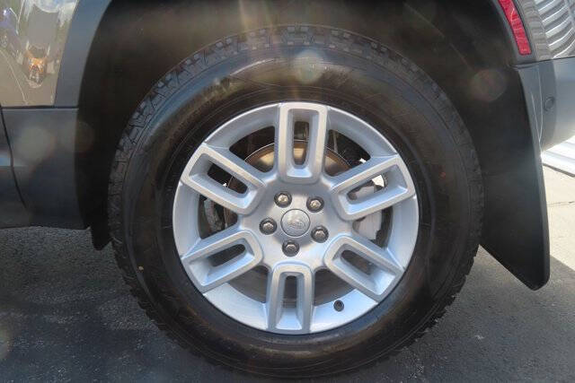 2023 Land Rover Defender 90 S