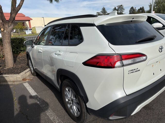 2023 Toyota Corolla Cross LE