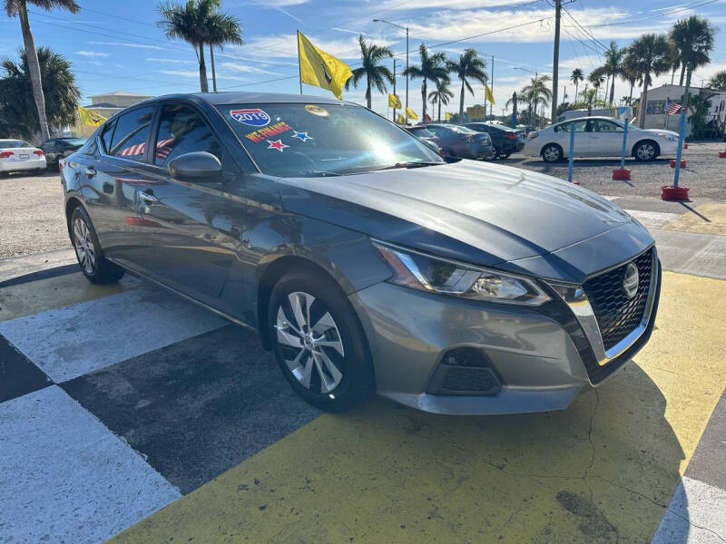 Used 2019 Nissan Altima S with VIN 1N4BL4BVXKN328179 for sale in Melbourne, FL