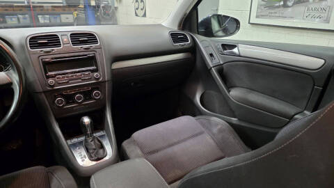 2013 Volkswagen Golf 2.5L PZEV