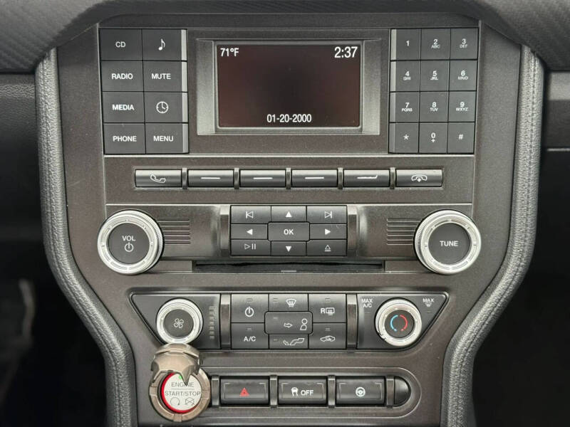 2015 Ford Mustang V6