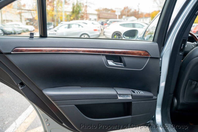 2007 Mercedes-Benz S-Class S 550