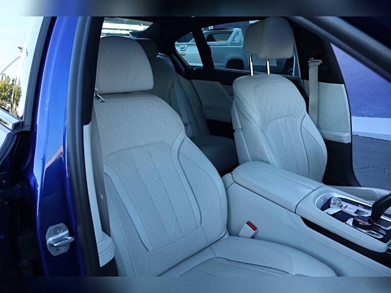 2018 BMW 7 Series 750i