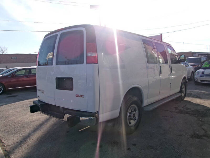 2015 GMC Savana 2500