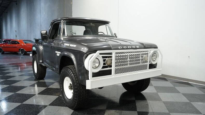 1965 Dodge Power Wagon