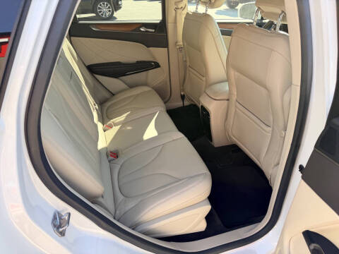 2017 Lincoln MKC Select