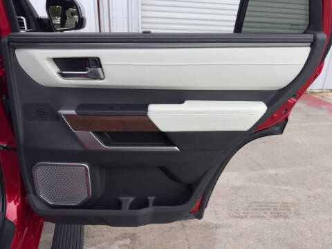 2024 Toyota Sequoia Capstone