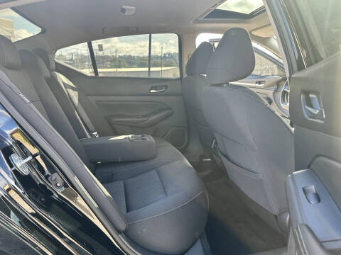 2019 Nissan Altima 2.5 SR