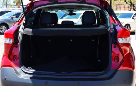 2020 Nissan Kicks SR