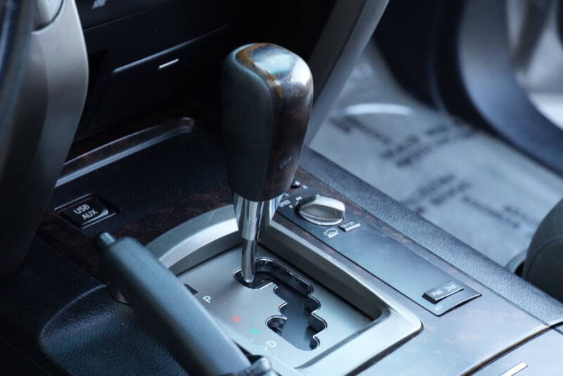 2011 Toyota Land Cruiser