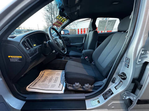 2005 Hyundai Elantra GLS