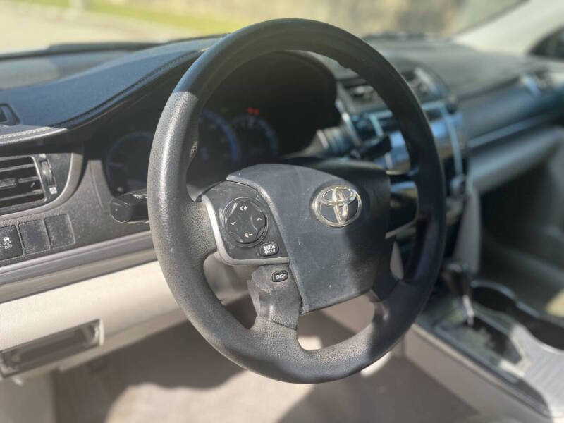 2012 Toyota Camry Hybrid LE