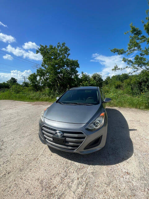 2016 Hyundai ELANTRA GT Base