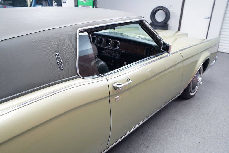 1969 Lincoln Continental