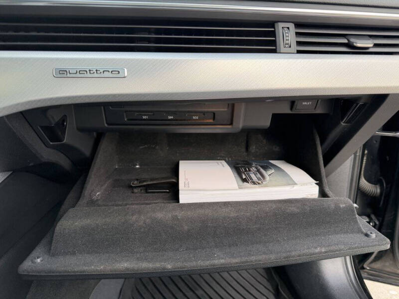 2017 Audi A4 2.0T quattro Premium Plus