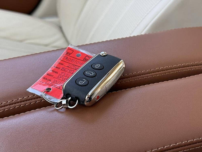 2016 Bentley Flying Spur V8