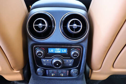 2016 Jaguar XJ R-Sport