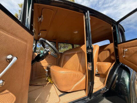 1932 Ford Model 18