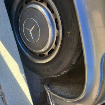 1970 Mercedes-Benz 280-Class