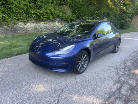 2022 Tesla Model 3 for sale at Bogie's Motors in Saint Louis MO