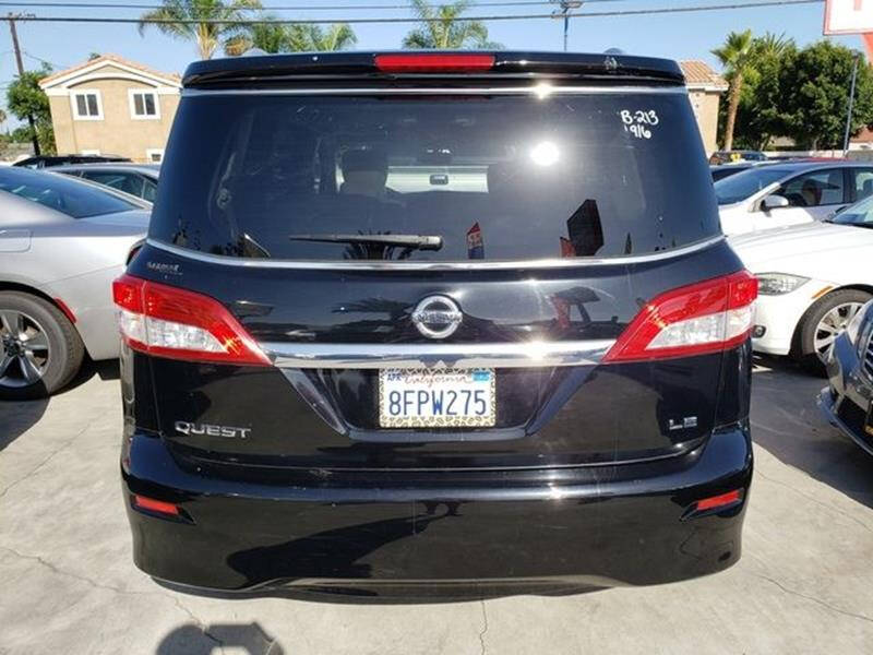 2012 Nissan Quest