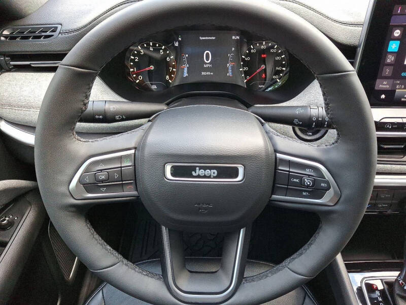 2023 Jeep Compass Latitude Lux