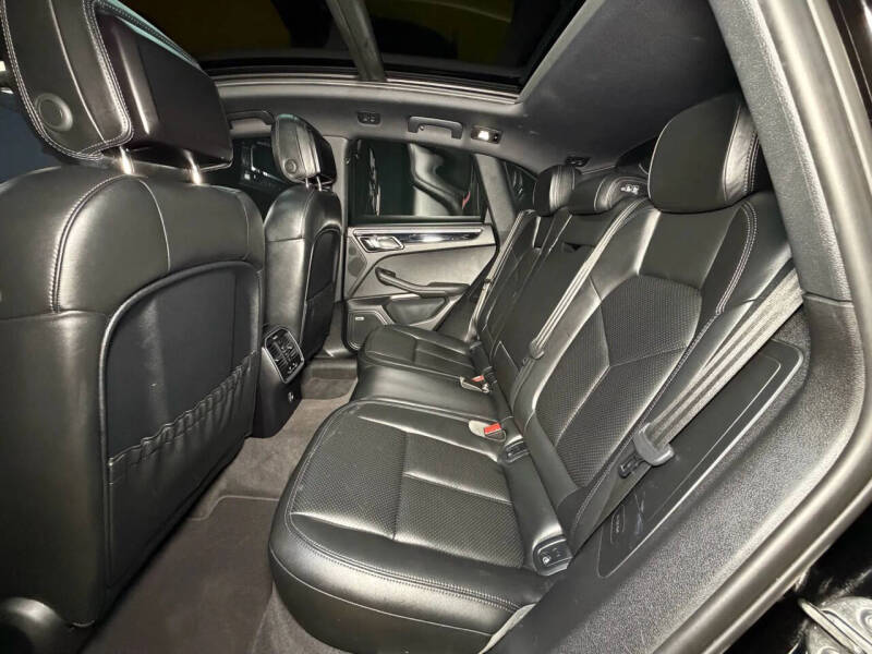 2018 Porsche Macan