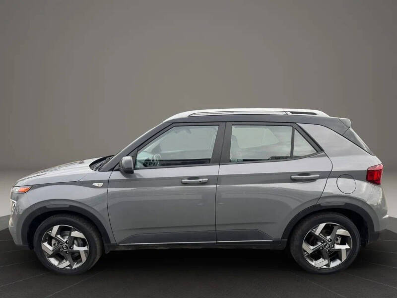 2022 Hyundai Venue Limited