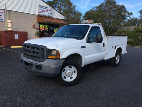 2005 Ford F-350 Super Duty for sale at VICTORY LANE AUTO SALES in Port Richey FL