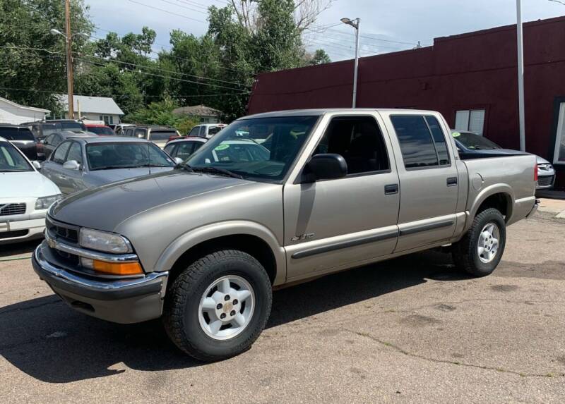 2001 Chevrolet S-10 for sale at B Quality Auto Check in Englewood CO