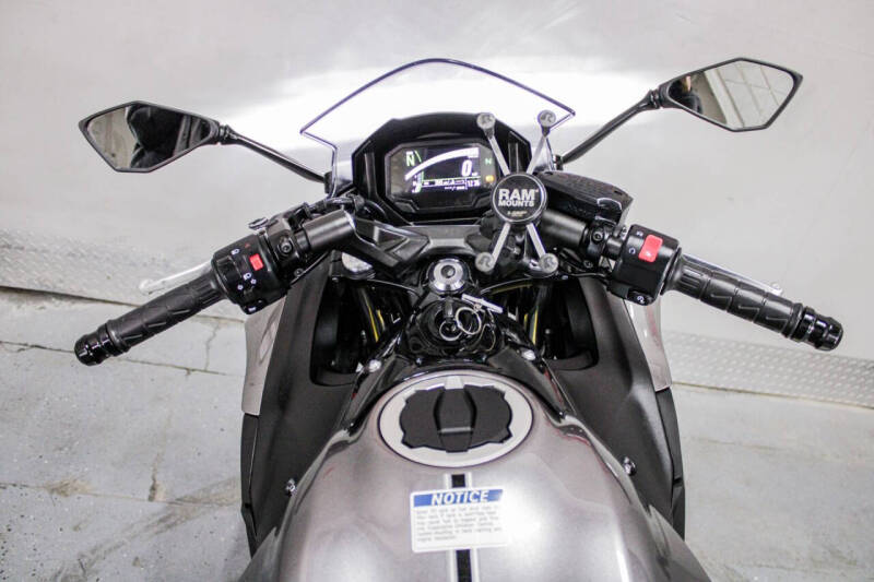 2021 Kawasaki Ninja 650 ABS