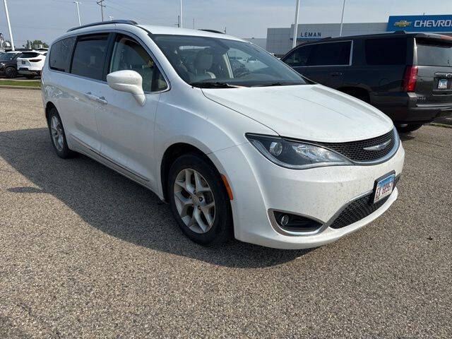 Used 2018 Chrysler Pacifica Touring L Plus with VIN 2C4RC1EG3JR294401 for sale in Bloomington, IL